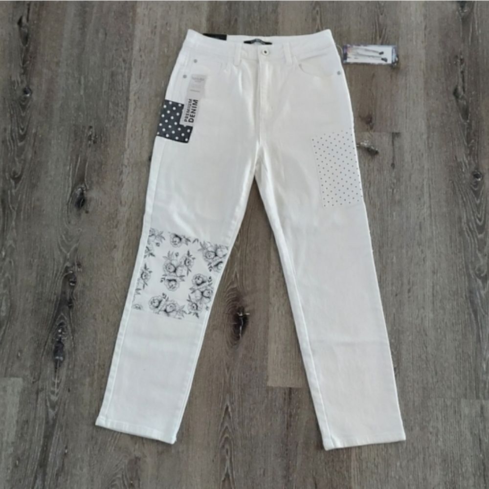 NWT Mamba White Patchwork Mom Jeans Size 9/29